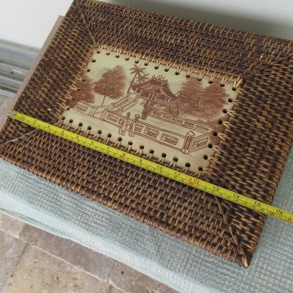 VTG Rattan Decorative LG Box w/ Lid and drawing ,Rectangular Woven for Display - Picture 16 of 16